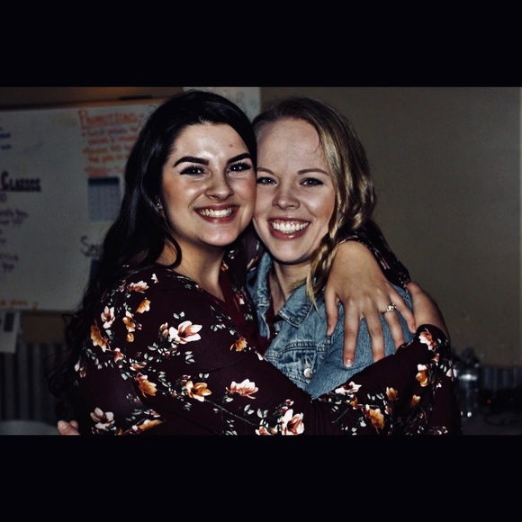 Meet your Posher, Kaitlyn - Picture 7 of 8